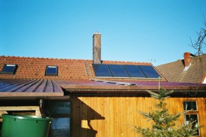 Schloteinblechung und Solaranlage